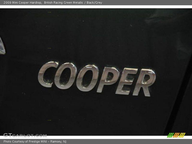 British Racing Green Metallic / Black/Grey 2009 Mini Cooper Hardtop