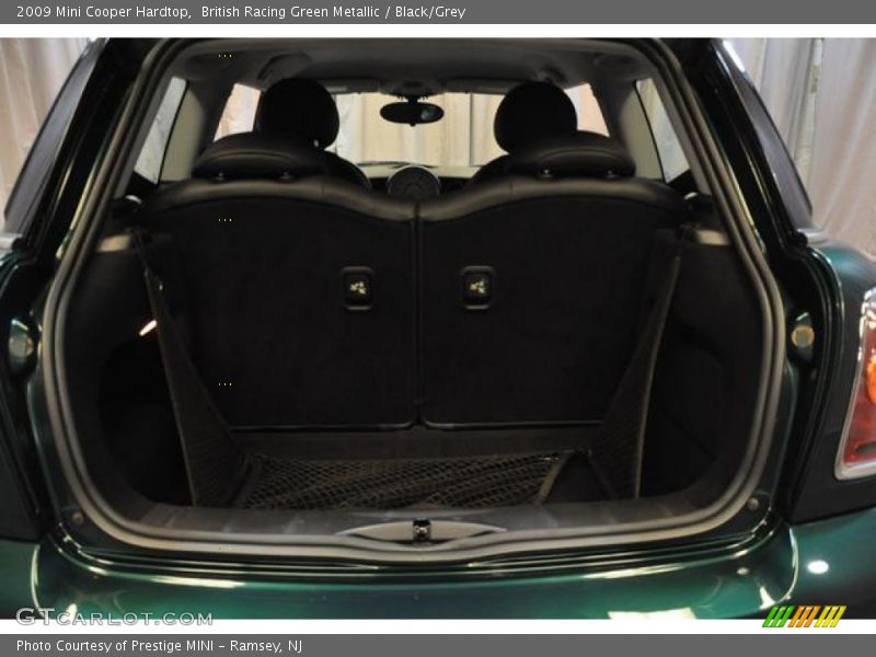 British Racing Green Metallic / Black/Grey 2009 Mini Cooper Hardtop