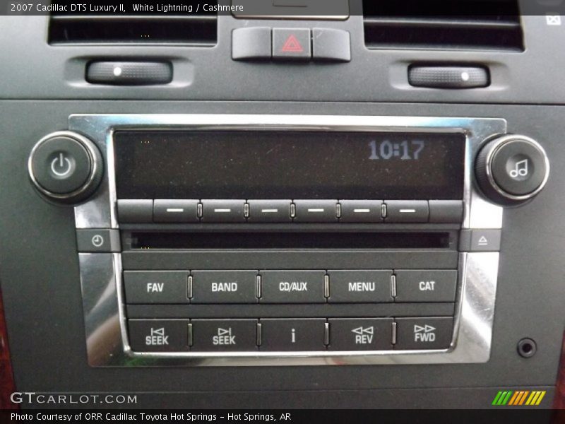 White Lightning / Cashmere 2007 Cadillac DTS Luxury II