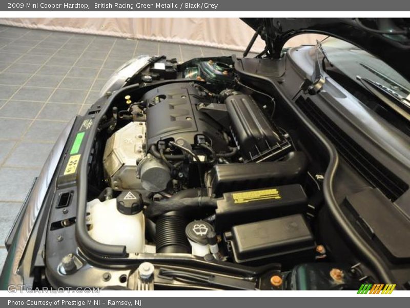 British Racing Green Metallic / Black/Grey 2009 Mini Cooper Hardtop
