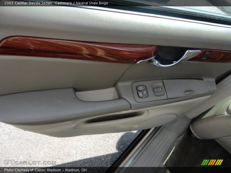Cashmere / Neutral Shale Beige 2003 Cadillac DeVille Sedan