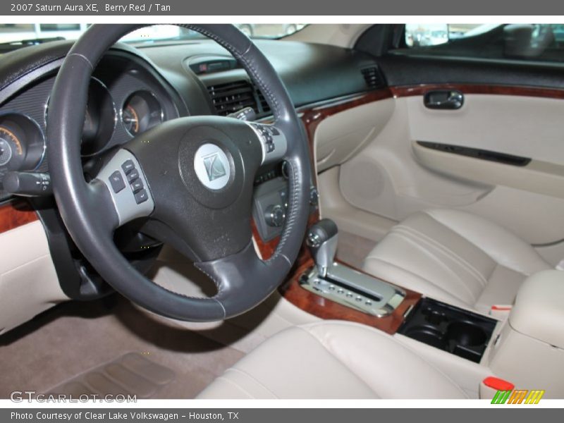 Berry Red / Tan 2007 Saturn Aura XE