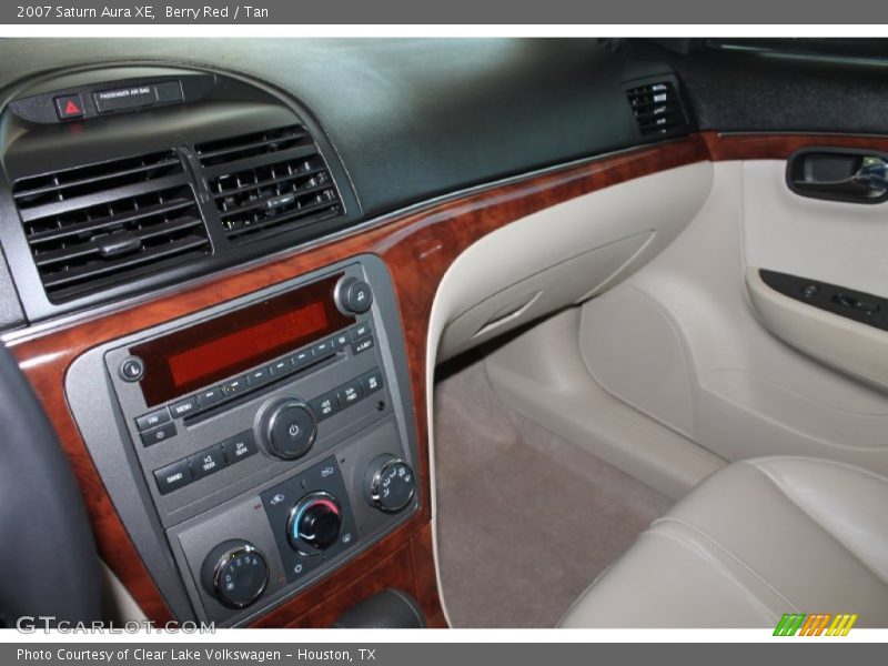 Berry Red / Tan 2007 Saturn Aura XE