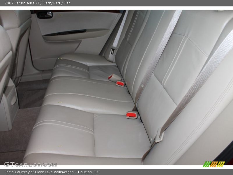 Berry Red / Tan 2007 Saturn Aura XE