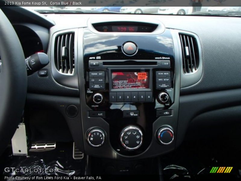 Controls of 2013 Forte Koup SX
