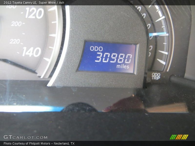 Super White / Ash 2012 Toyota Camry LE