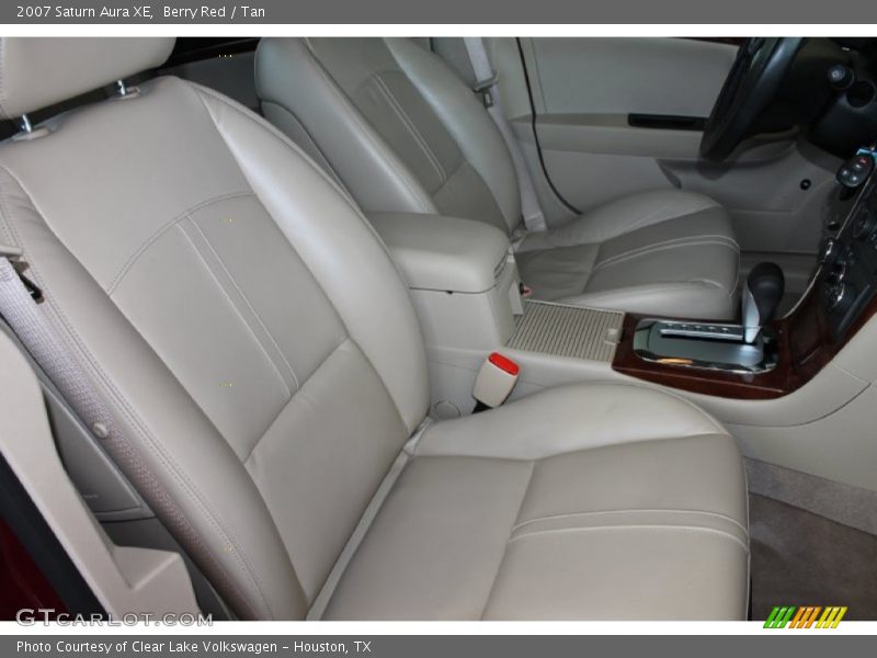 Berry Red / Tan 2007 Saturn Aura XE