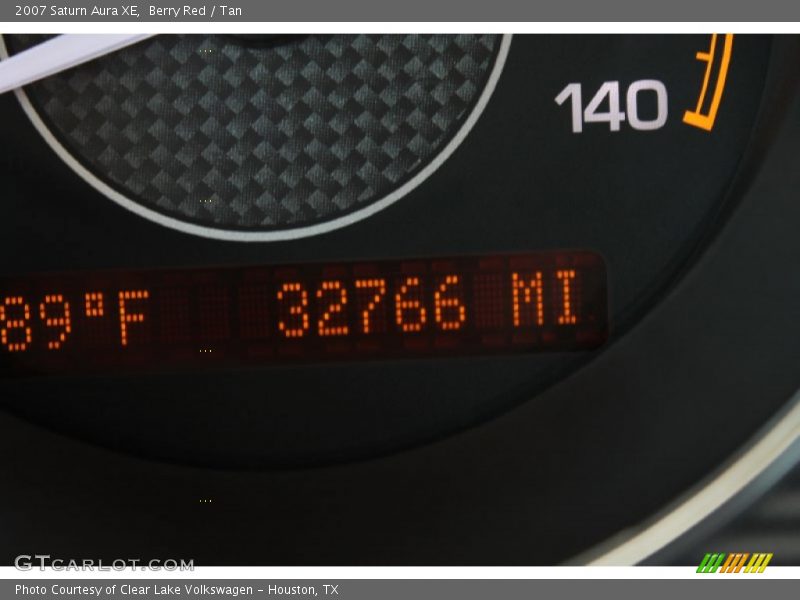 Berry Red / Tan 2007 Saturn Aura XE