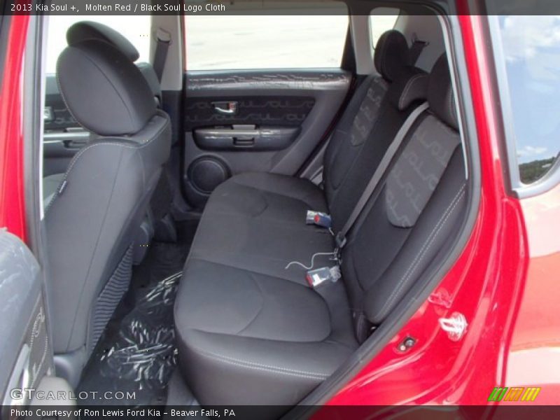 Molten Red / Black Soul Logo Cloth 2013 Kia Soul +