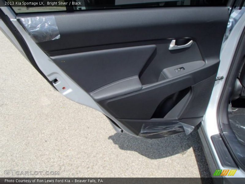 Bright Silver / Black 2013 Kia Sportage LX