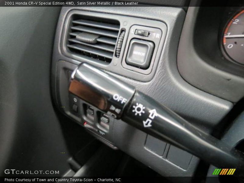 Satin Silver Metallic / Black Leather 2001 Honda CR-V Special Edition 4WD