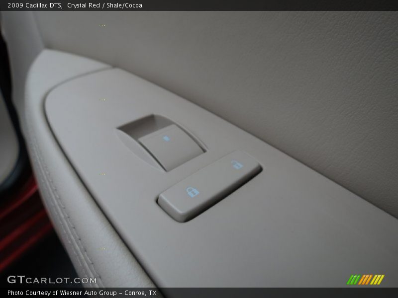 Crystal Red / Shale/Cocoa 2009 Cadillac DTS