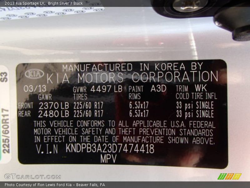 Bright Silver / Black 2013 Kia Sportage LX