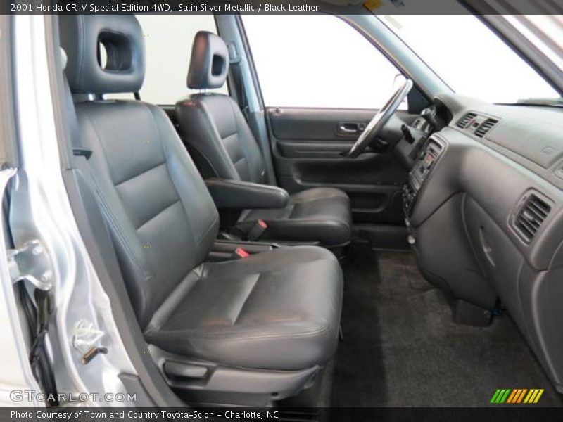 Front Seat of 2001 CR-V Special Edition 4WD