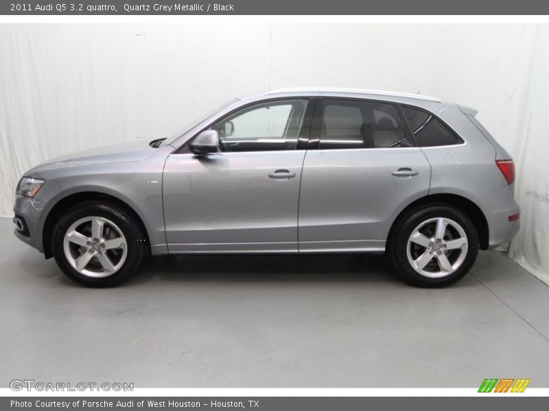 Quartz Grey Metallic / Black 2011 Audi Q5 3.2 quattro
