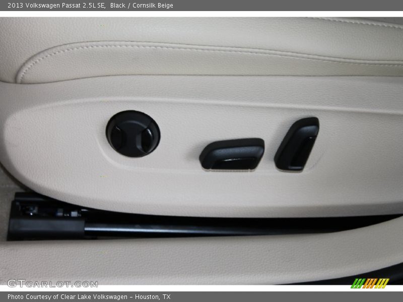 Black / Cornsilk Beige 2013 Volkswagen Passat 2.5L SE