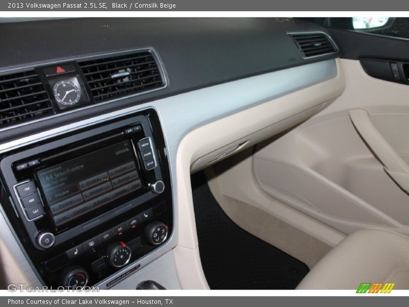 Black / Cornsilk Beige 2013 Volkswagen Passat 2.5L SE