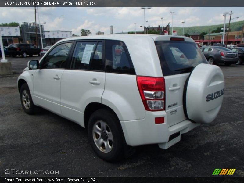 White Pearl / Black 2007 Suzuki Grand Vitara 4x4