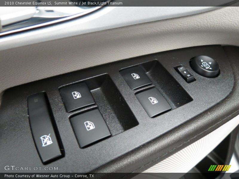 Summit White / Jet Black/Light Titanium 2010 Chevrolet Equinox LS