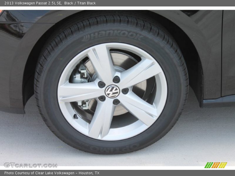 Black / Titan Black 2013 Volkswagen Passat 2.5L SE