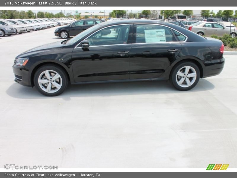 Black / Titan Black 2013 Volkswagen Passat 2.5L SE