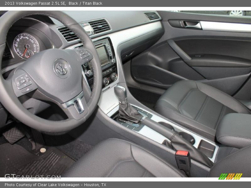 Black / Titan Black 2013 Volkswagen Passat 2.5L SE