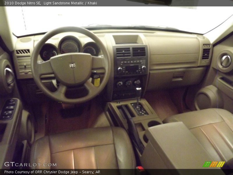 Light Sandstone Metallic / Khaki 2010 Dodge Nitro SE