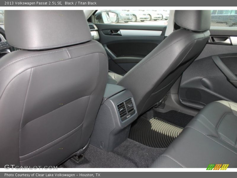 Black / Titan Black 2013 Volkswagen Passat 2.5L SE