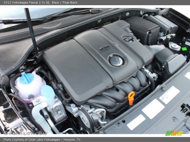 Black / Titan Black 2013 Volkswagen Passat 2.5L SE