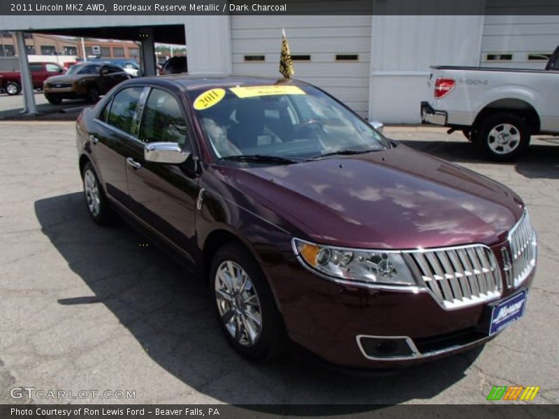 Bordeaux Reserve Metallic / Dark Charcoal 2011 Lincoln MKZ AWD