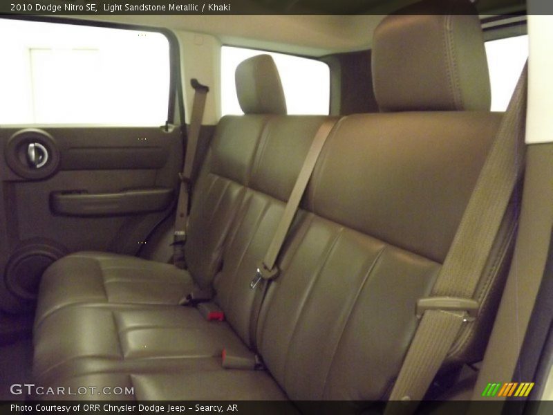 Light Sandstone Metallic / Khaki 2010 Dodge Nitro SE