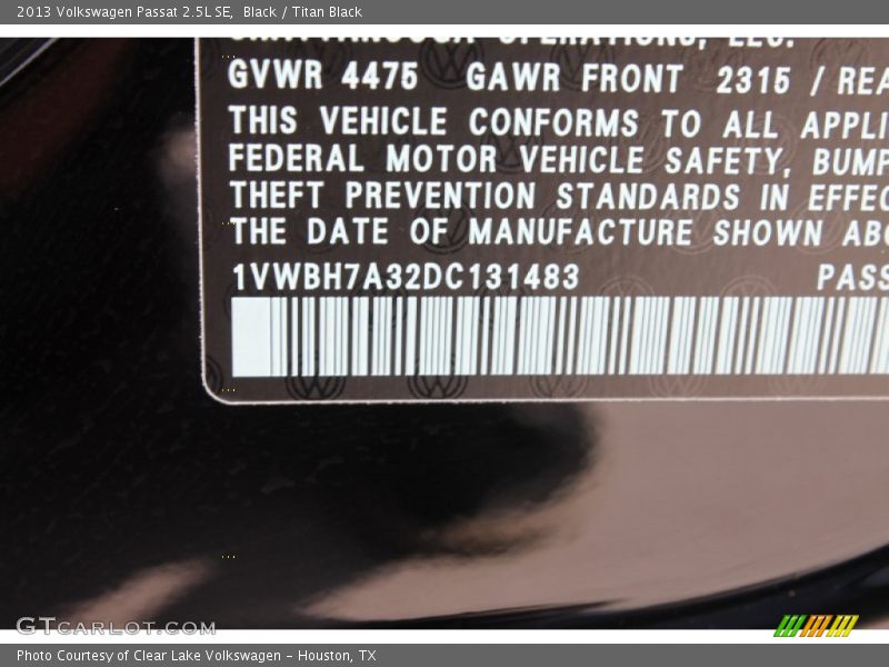 Black / Titan Black 2013 Volkswagen Passat 2.5L SE