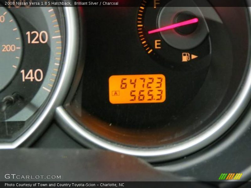 Brilliant Silver / Charcoal 2008 Nissan Versa 1.8 S Hatchback
