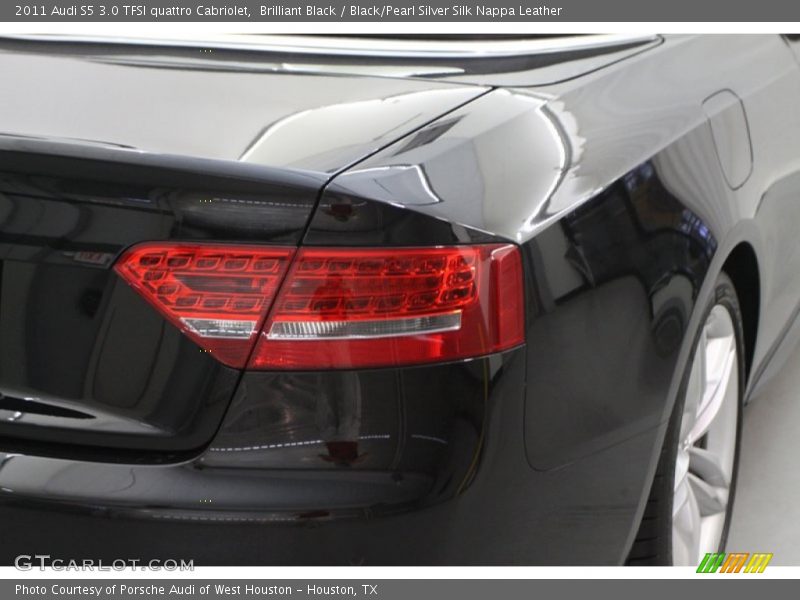 Brilliant Black / Black/Pearl Silver Silk Nappa Leather 2011 Audi S5 3.0 TFSI quattro Cabriolet