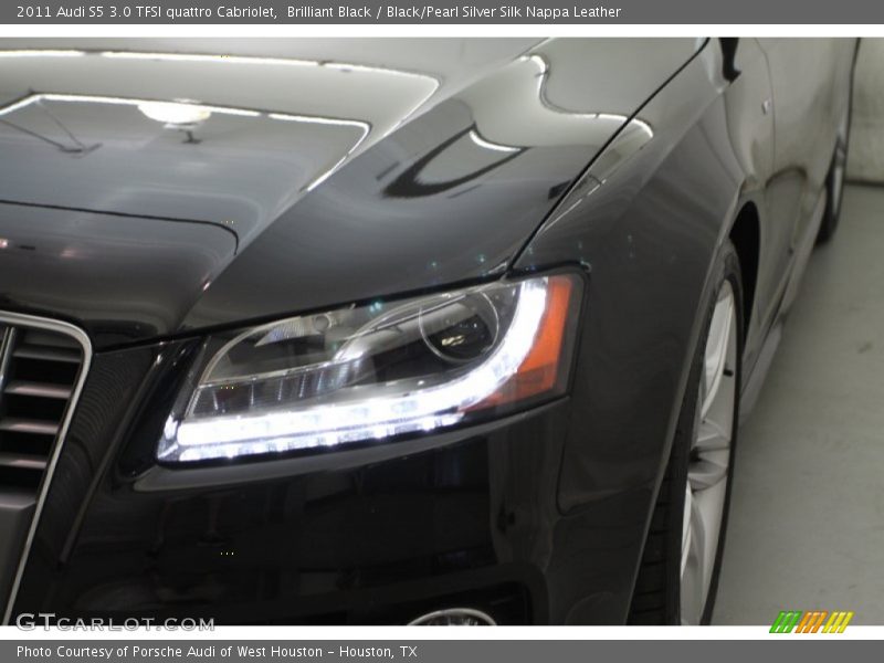 Brilliant Black / Black/Pearl Silver Silk Nappa Leather 2011 Audi S5 3.0 TFSI quattro Cabriolet