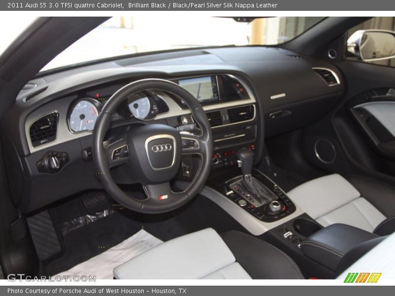 Black/Pearl Silver Silk Nappa Leather Interior - 2011 S5 3.0 TFSI quattro Cabriolet 