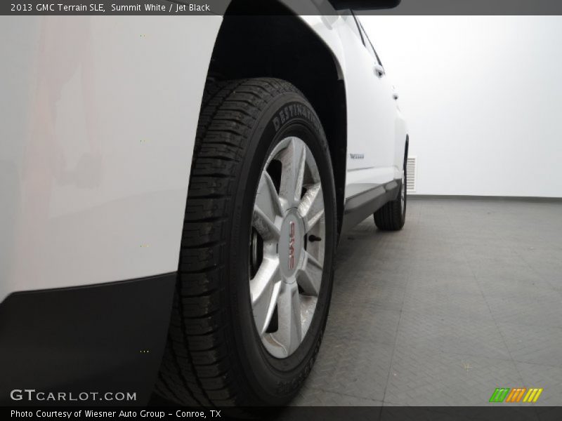 Summit White / Jet Black 2013 GMC Terrain SLE