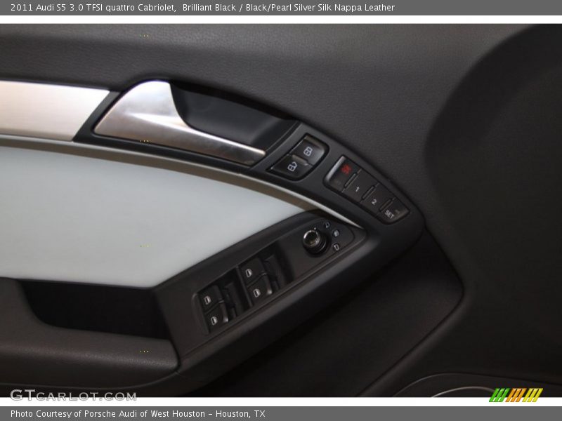 Brilliant Black / Black/Pearl Silver Silk Nappa Leather 2011 Audi S5 3.0 TFSI quattro Cabriolet