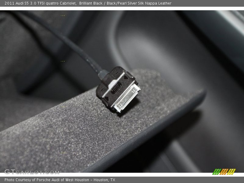 Brilliant Black / Black/Pearl Silver Silk Nappa Leather 2011 Audi S5 3.0 TFSI quattro Cabriolet