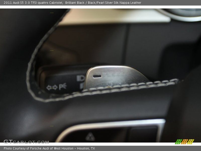 Brilliant Black / Black/Pearl Silver Silk Nappa Leather 2011 Audi S5 3.0 TFSI quattro Cabriolet