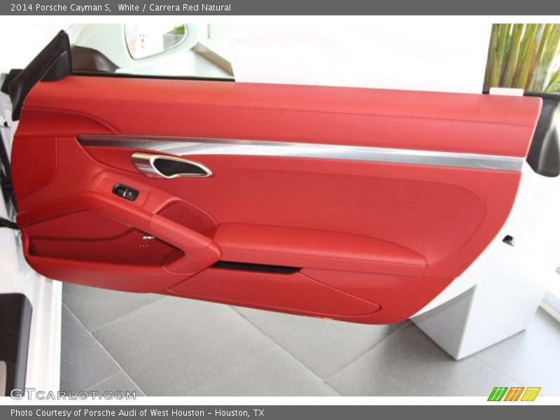 Door Panel of 2014 Cayman S