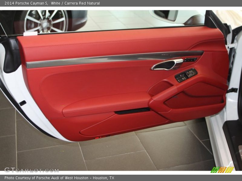 Door Panel of 2014 Cayman S