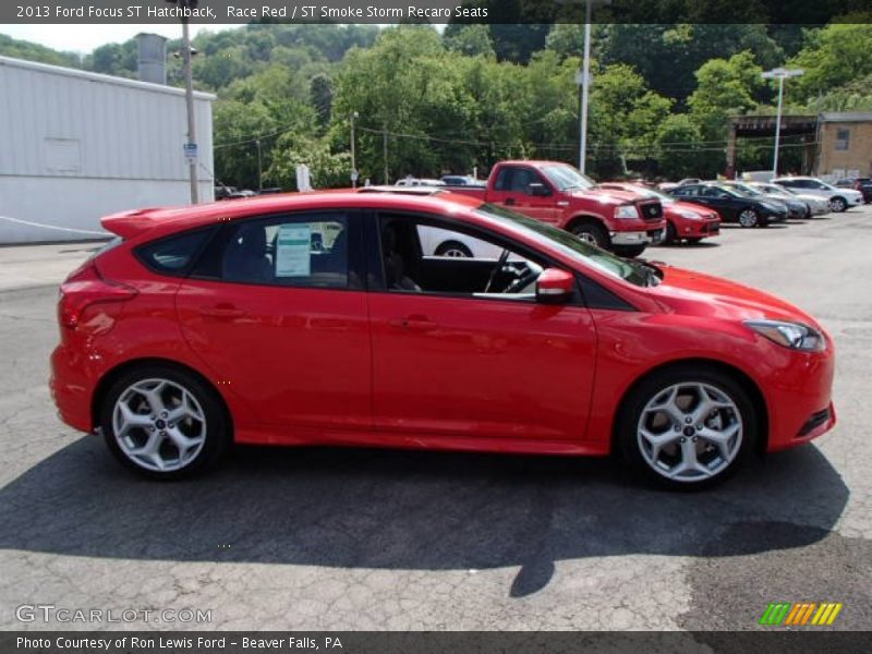 Race Red / ST Smoke Storm Recaro Seats 2013 Ford Focus ST Hatchback