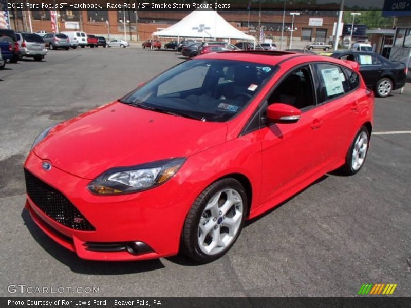 Front 3/4 View of 2013 Focus ST Hatchback