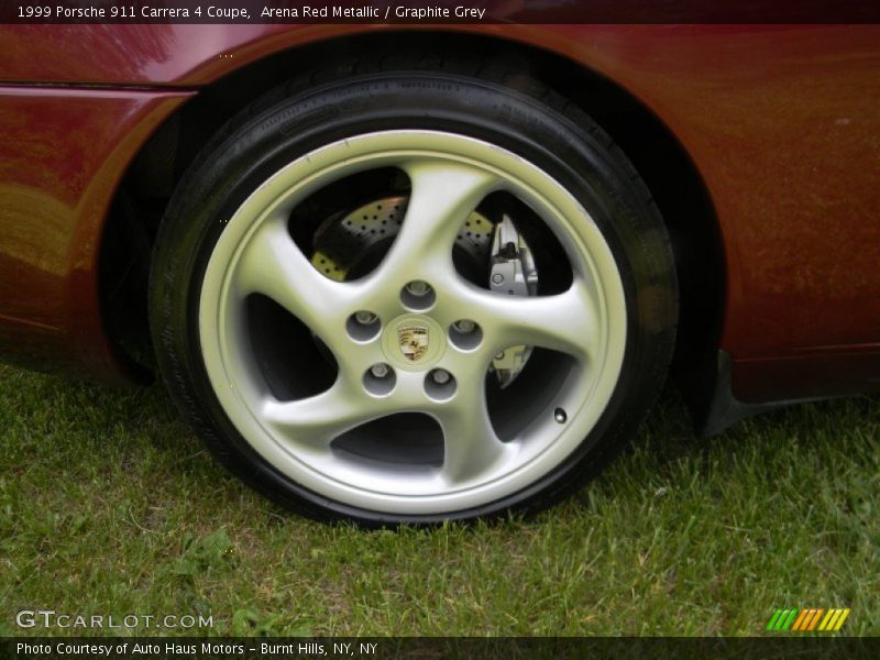  1999 911 Carrera 4 Coupe Wheel