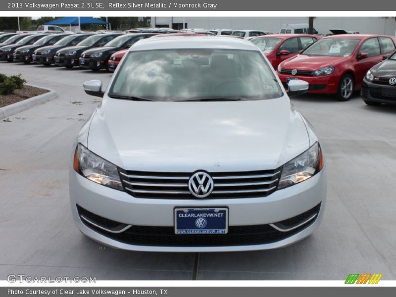 Reflex Silver Metallic / Moonrock Gray 2013 Volkswagen Passat 2.5L SE