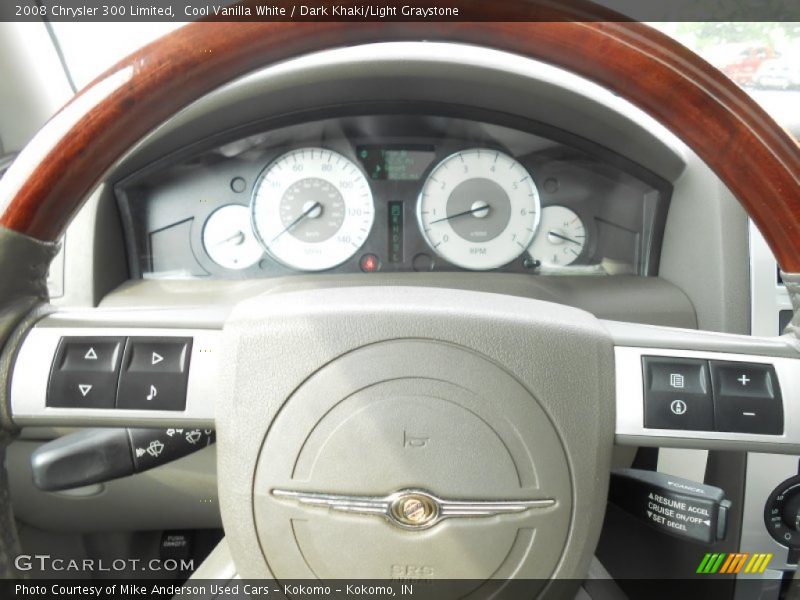 Cool Vanilla White / Dark Khaki/Light Graystone 2008 Chrysler 300 Limited