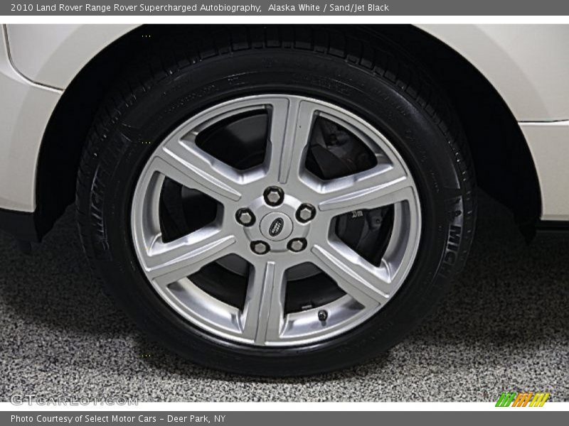 Alaska White / Sand/Jet Black 2010 Land Rover Range Rover Supercharged Autobiography