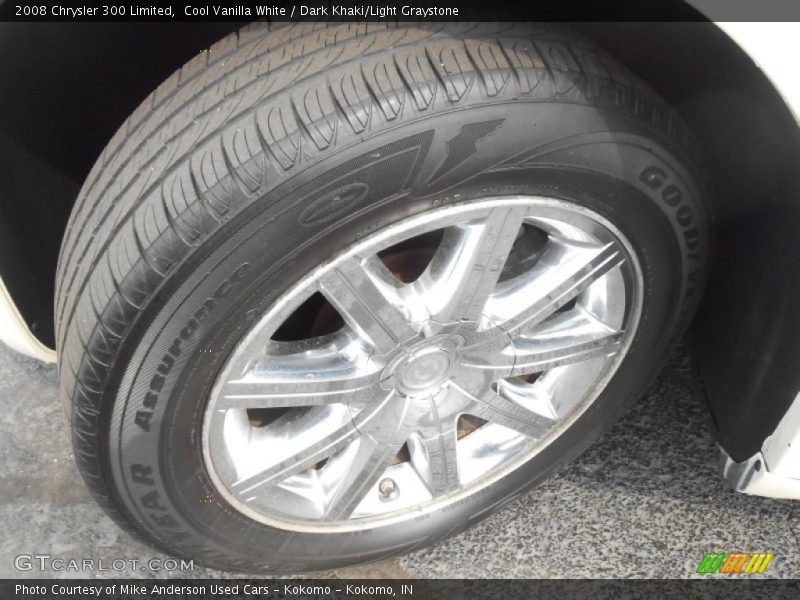 Cool Vanilla White / Dark Khaki/Light Graystone 2008 Chrysler 300 Limited