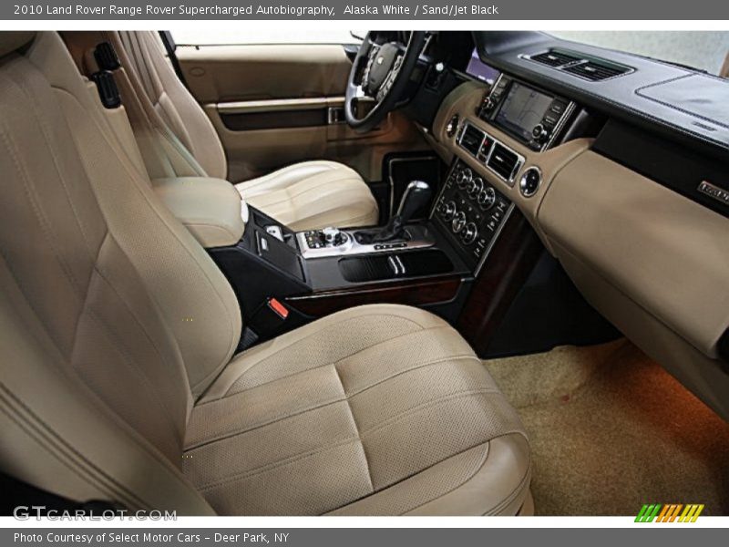 Alaska White / Sand/Jet Black 2010 Land Rover Range Rover Supercharged Autobiography